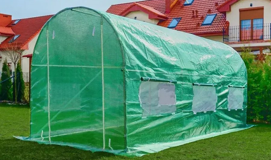 Большие парники и теплицы